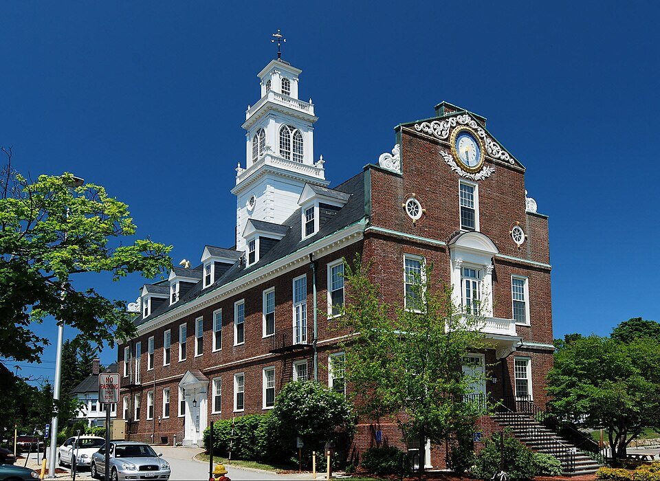 Local reference photo for Boston, MA