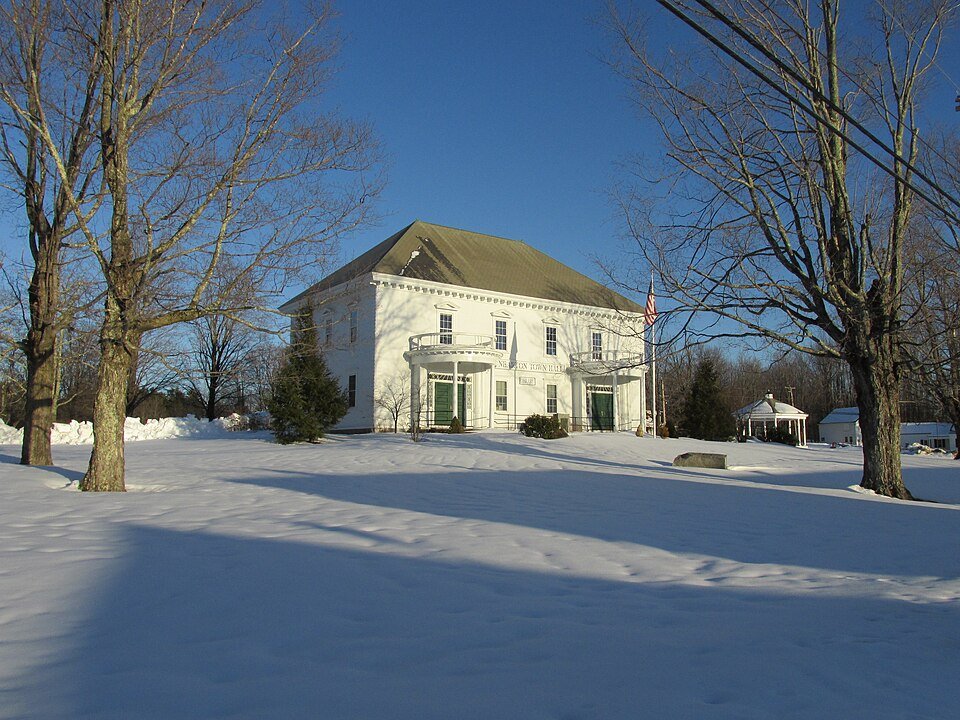 Local view in Dunbarton, NH