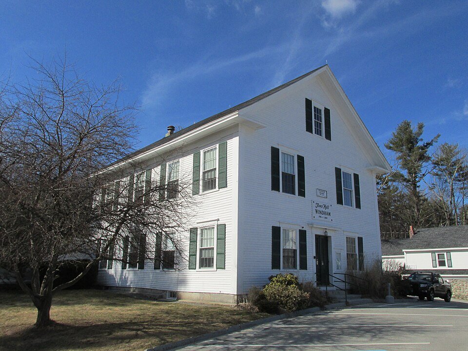 Local view in Windham, NH